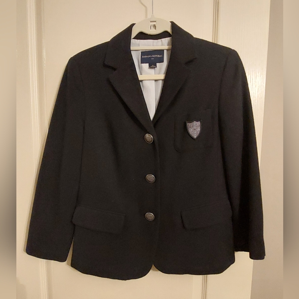 BANANA REPUBLIC Wool Blazer in Dark Navy. Women's Size 8. 💙
